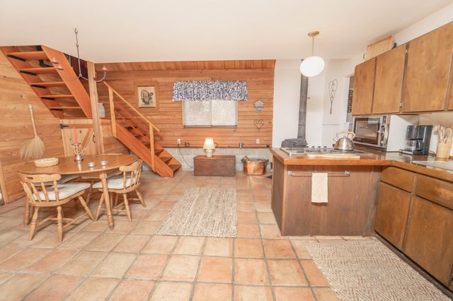 44452 Dinely Dr Drive, Three Rivers, CA 93271