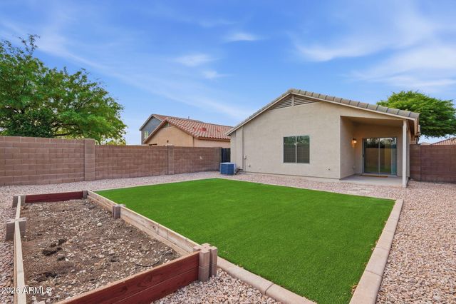 1295 E Estelle Lane, San Tan Valley, AZ 85140