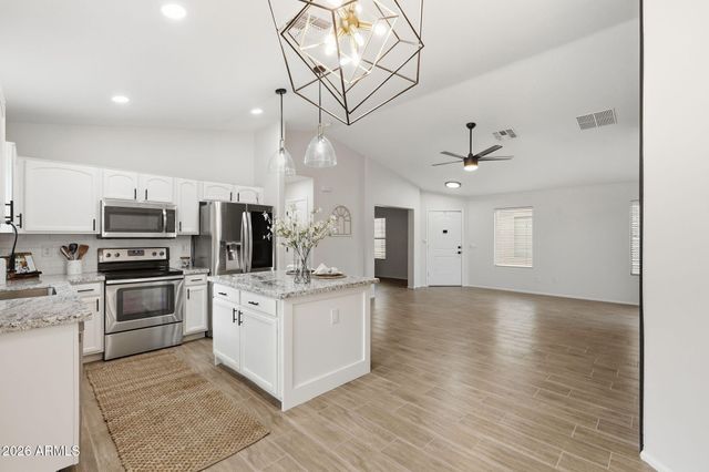 1295 E Estelle Lane, San Tan Valley, AZ 85140