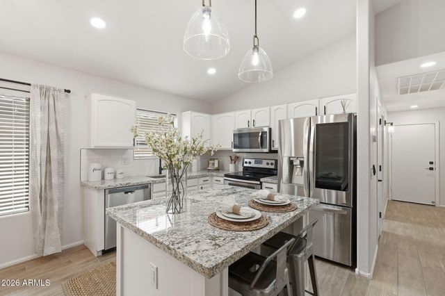 1295 E Estelle Lane, San Tan Valley, AZ 85140