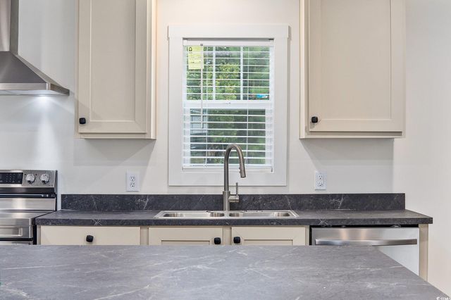 3772 Green Sea Rd., Green Sea, SC 29545