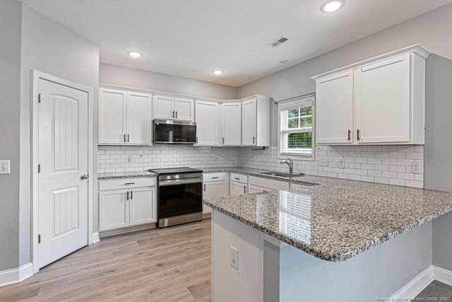 194 Doubletree Lane, Autryville, NC 28318