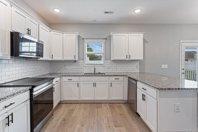 194 Doubletree Lane, Autryville, NC 28318