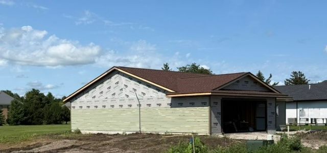 909 W 13th Street, Vinton, IA 52349