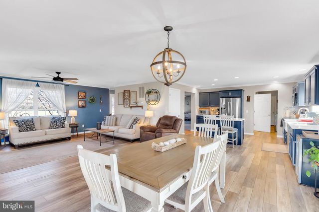 8960 BACONS RD, Delmar, DE 19940