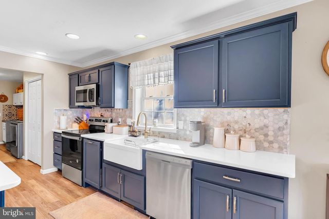 8960 BACONS RD, Delmar, DE 19940