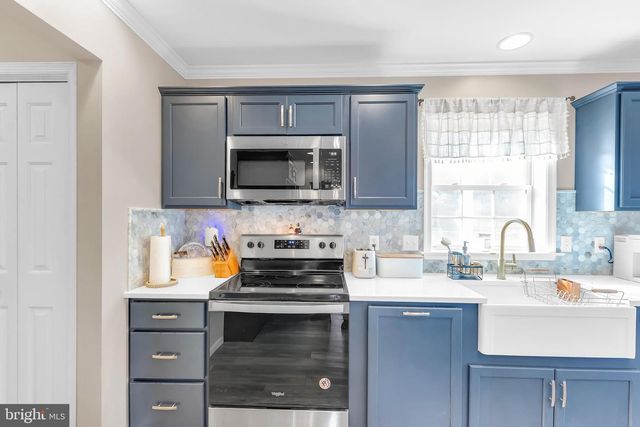 8960 BACONS RD, Delmar, DE 19940