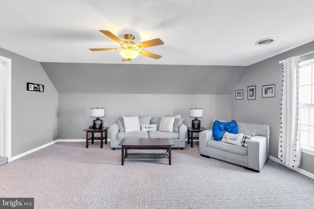 8960 BACONS RD, Delmar, DE 19940