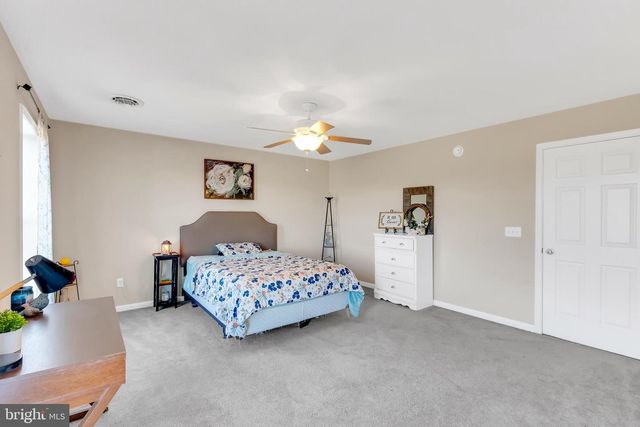 8960 BACONS RD, Delmar, DE 19940