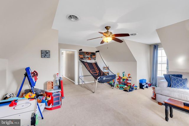 8960 BACONS RD, Delmar, DE 19940