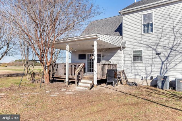 8960 BACONS RD, Delmar, DE 19940