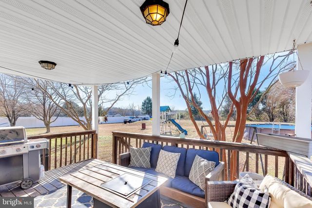 8960 BACONS RD, Delmar, DE 19940