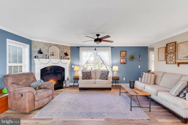 8960 BACONS RD, Delmar, DE 19940