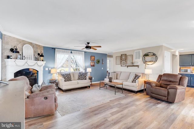 8960 BACONS RD, Delmar, DE 19940