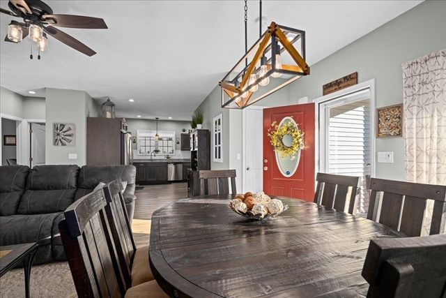 8 Tea Party Drive 8, Uxbridge, MA 01569