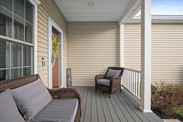 8 Tea Party Drive 8, Uxbridge, MA 01569