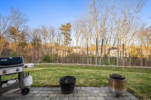 8 Tea Party Drive 8, Uxbridge, MA 01569