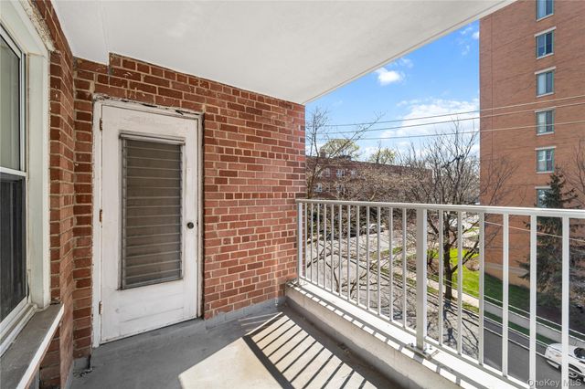 600 Locust Street 3G, Mount Vernon, NY 10552