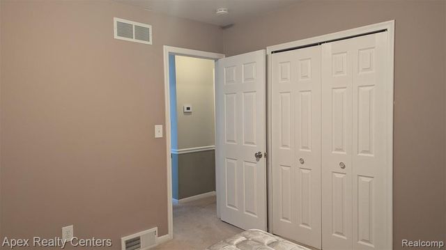 41682 Bedford Drive, Canton, MI 48187