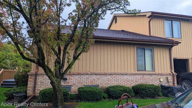 41682 Bedford Drive, Canton, MI 48187