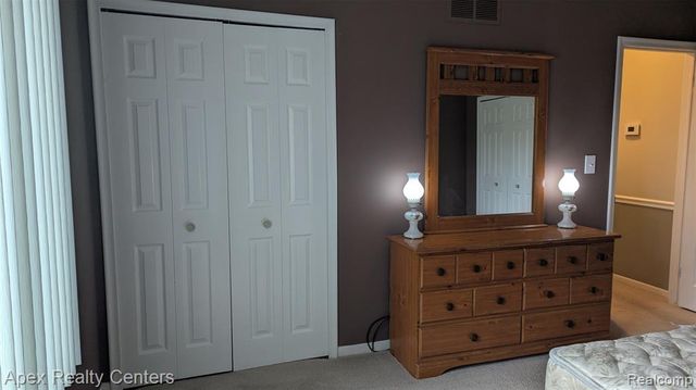 41682 Bedford Drive, Canton, MI 48187