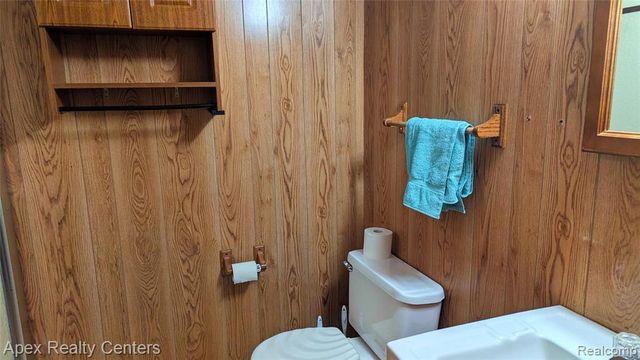 41682 Bedford Drive, Canton, MI 48187