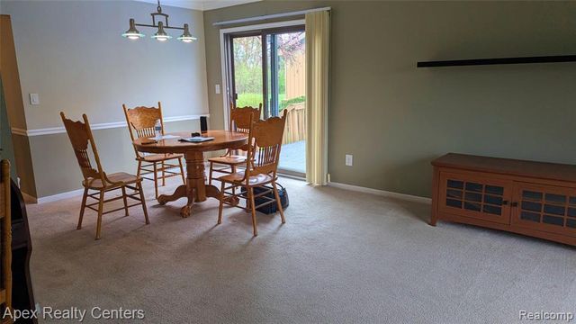 41682 Bedford Drive, Canton, MI 48187