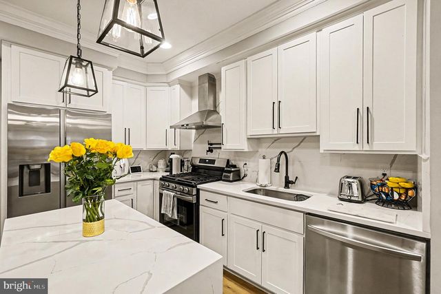 443 S ROBINSON ST, Baltimore, MD 21224