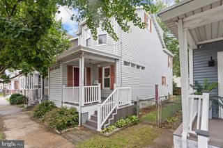 697 S OLDEN AVE, Trenton, NJ 08629