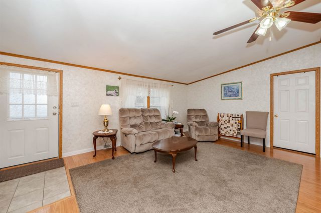 11 Falkland Lane, Rochester, NH 03867