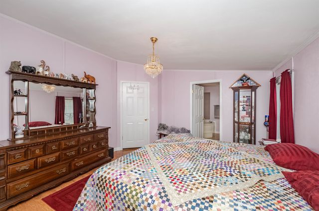 11 Falkland Lane, Rochester, NH 03867