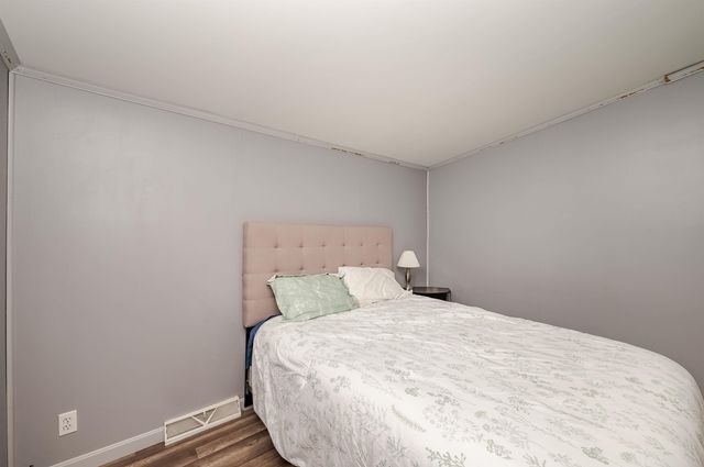 11 Falkland Lane, Rochester, NH 03867