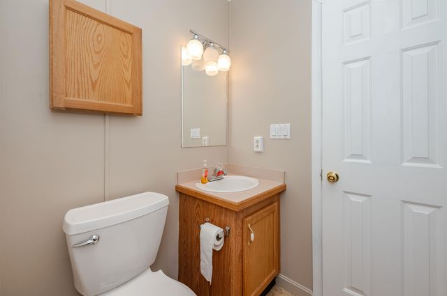 11 Falkland Lane, Rochester, NH 03867