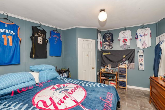 11 Falkland Lane, Rochester, NH 03867