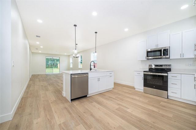 1240 VOTAW, Apopka, FL 32703