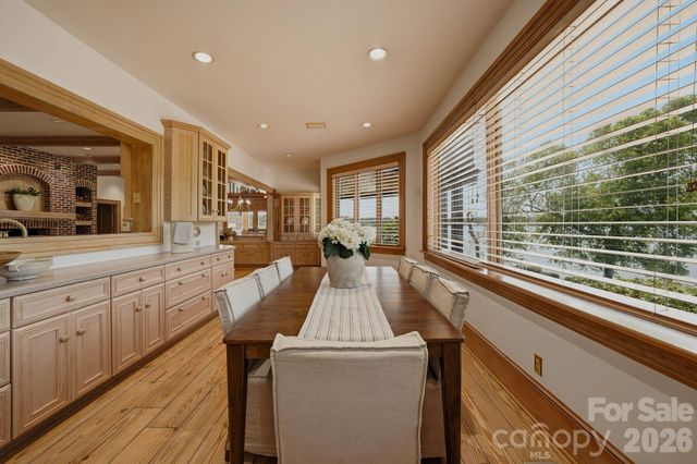 9715 Nine Eagles Lane, Charlotte, NC 28278