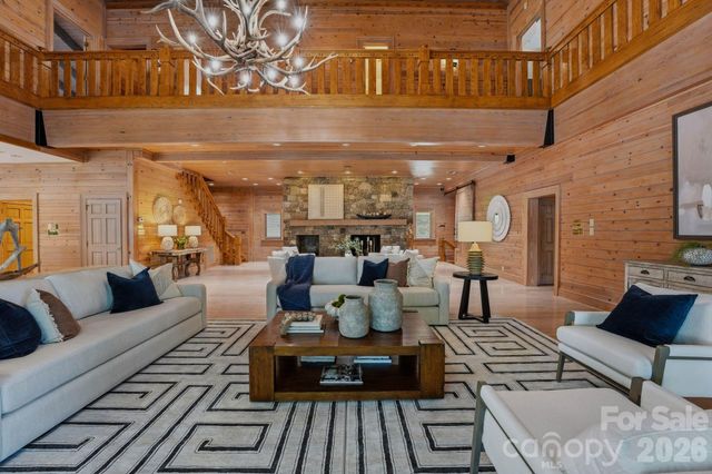 9715 Nine Eagles Lane, Charlotte, NC 28278