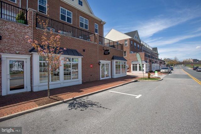 820 BELMONT BAY DR #103, Woodbridge, VA 22191