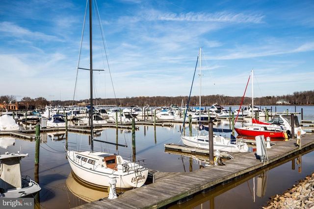 820 BELMONT BAY DR #103, Woodbridge, VA 22191