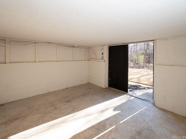 9237 Cliffside, Sherwood, AR 72120