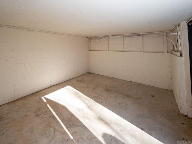 9237 Cliffside, Sherwood, AR 72120