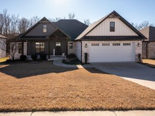 9237 Cliffside, Sherwood, AR 72120