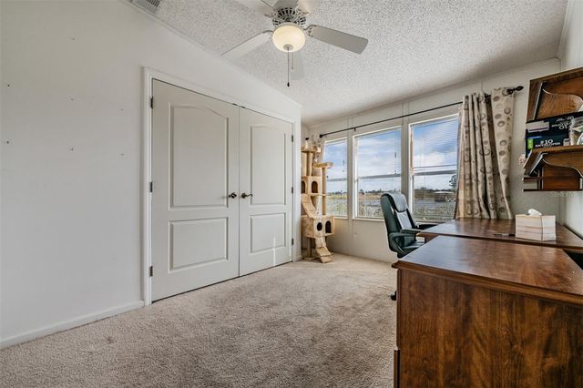 6827 S LAKE HENRY DRIVE NE, Winter Haven, FL 33881