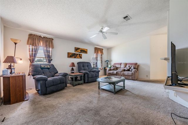 6827 S LAKE HENRY DRIVE NE, Winter Haven, FL 33881