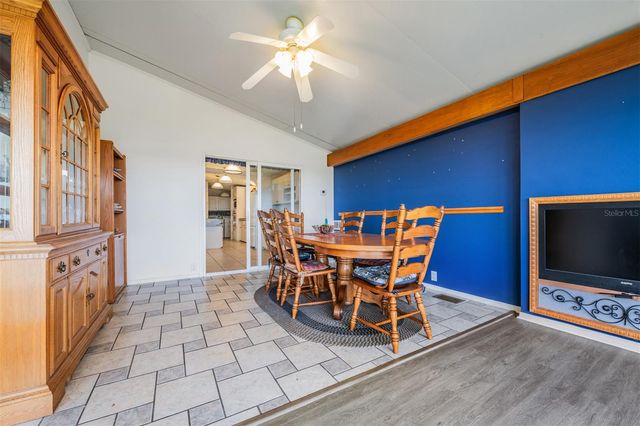 6827 S LAKE HENRY DRIVE NE, Winter Haven, FL 33881