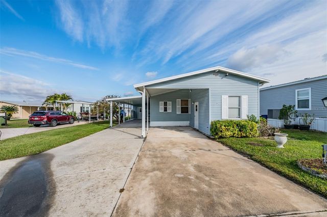 6827 S LAKE HENRY DRIVE NE, Winter Haven, FL 33881