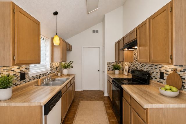 2813 Creekwood Lane, Fort Worth, TX 76123