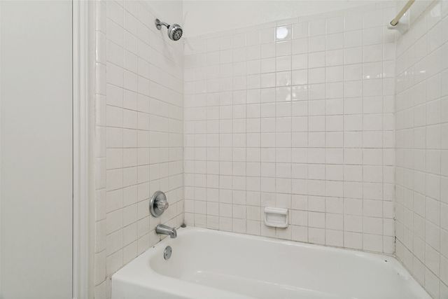 2813 Creekwood Lane, Fort Worth, TX 76123