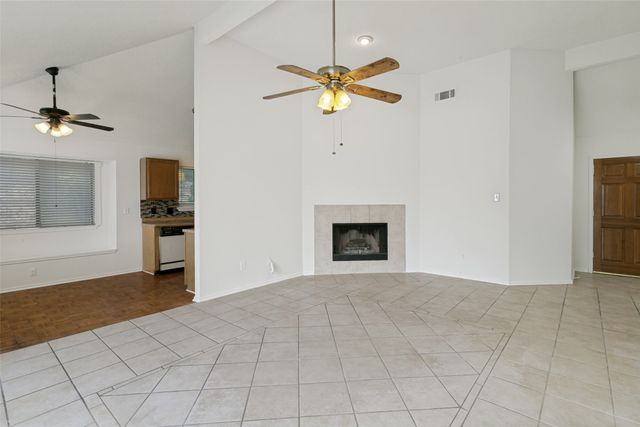 2813 Creekwood Lane, Fort Worth, TX 76123