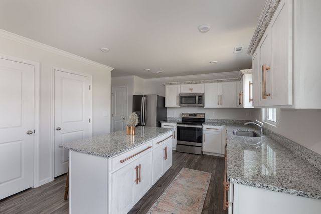 2040 Westchester Dr, Nashville, TN 37207
